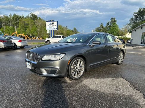 Used 2019 Lincoln MKZ Reserve w/ Reserve Plus Package FWD image 1