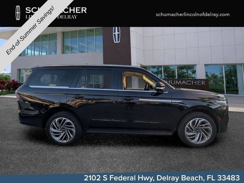 New 2026 Lincoln Navigator Premiere AWD/4WD image 8