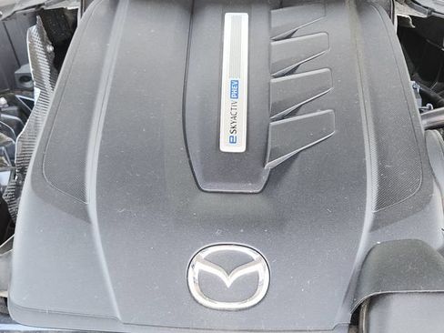 Used 2024 MAZDA CX-90 Plug-In Hybrid w/ Premium Pkg AWD/4WD image 17