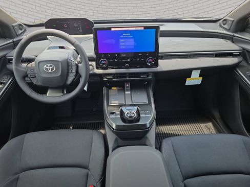 New 2026 Toyota C-HR AWD/4WD image 9