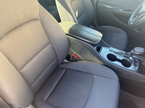 Used 2023 Chevrolet Malibu LT image 31