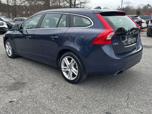 Used 2015 Volvo V60 T5 Premier image 7