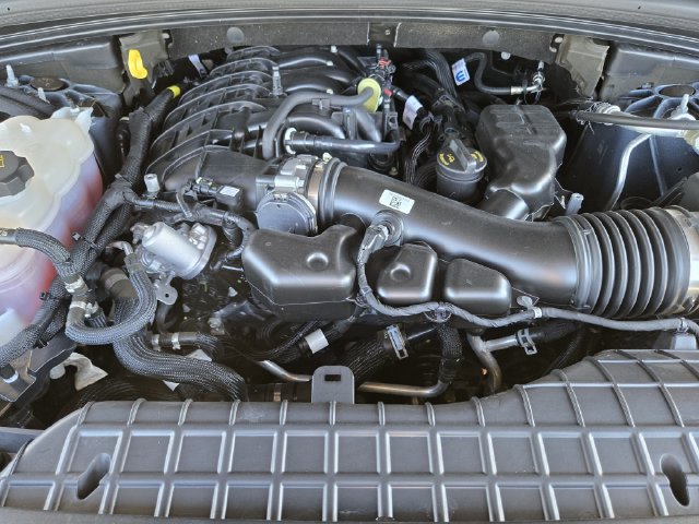 Used 2024 Jeep Grand Cherokee L Altitude AWD/4WD image 32