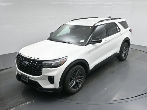 New 2026 Ford Explorer ST-Line RWD image 36