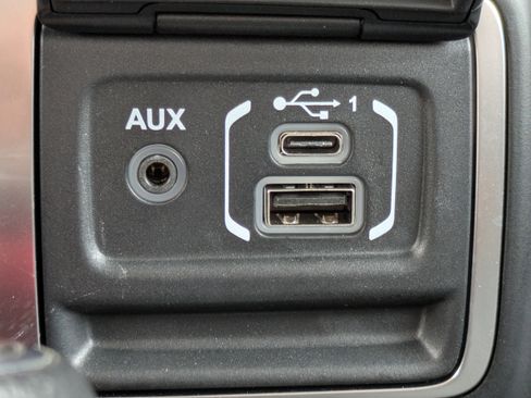 Used 2024 Jeep Gladiator Sport image 24