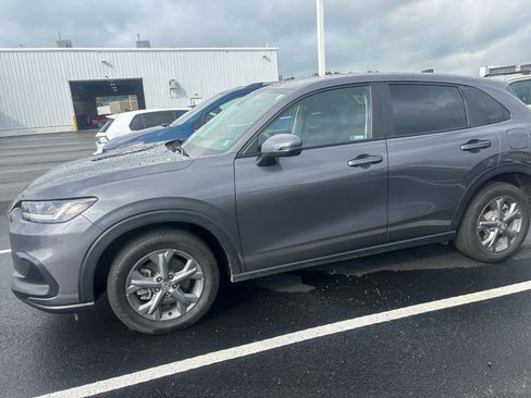 Certified 2026 Honda HR-V LX image 2