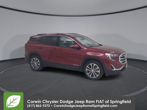 Used 2020 GMC Terrain SLT w/ Preferred Package image 2