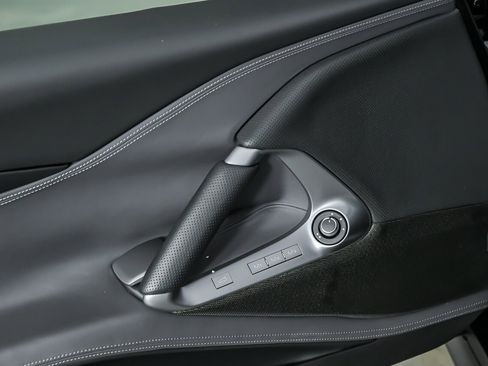 Used 2019 Ferrari 812 Superfast -MASSIVE $420K MSRP image 18