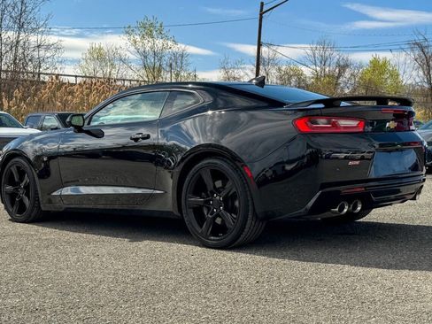 Used 2017 Chevrolet Camaro SS RWD image 5