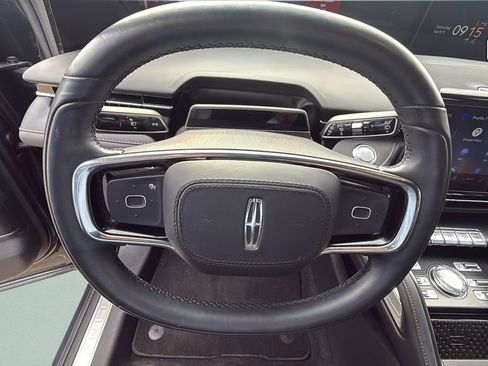 Used 2024 Lincoln Nautilus Reserve w/ Equipment Group 202A AWD/4WD image 21