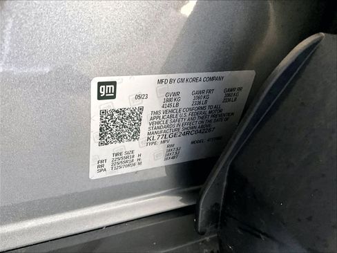 Used 2024 Chevrolet Trax RS FWD image 37