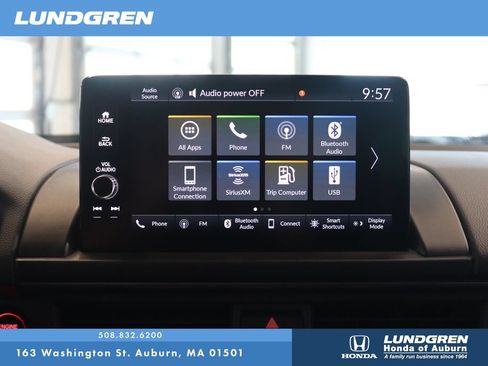 Used 2025 Honda Pilot TrailSport image 25