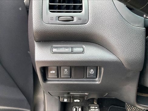 Used 2017 Nissan Altima 2.5 SL w/ 2.5 Technology Package FWD image 33