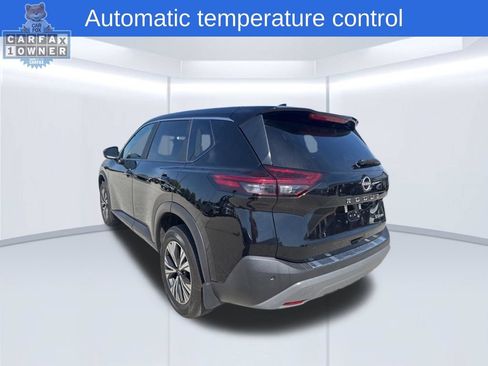 Used 2023 Nissan Rogue SV AWD/4WD image 5