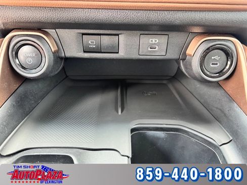 Used 2024 Toyota Grand Highlander AWD Hybrid image 27