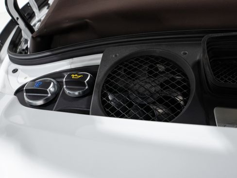 Used 2016 Porsche 911 Carrera 4S image 76