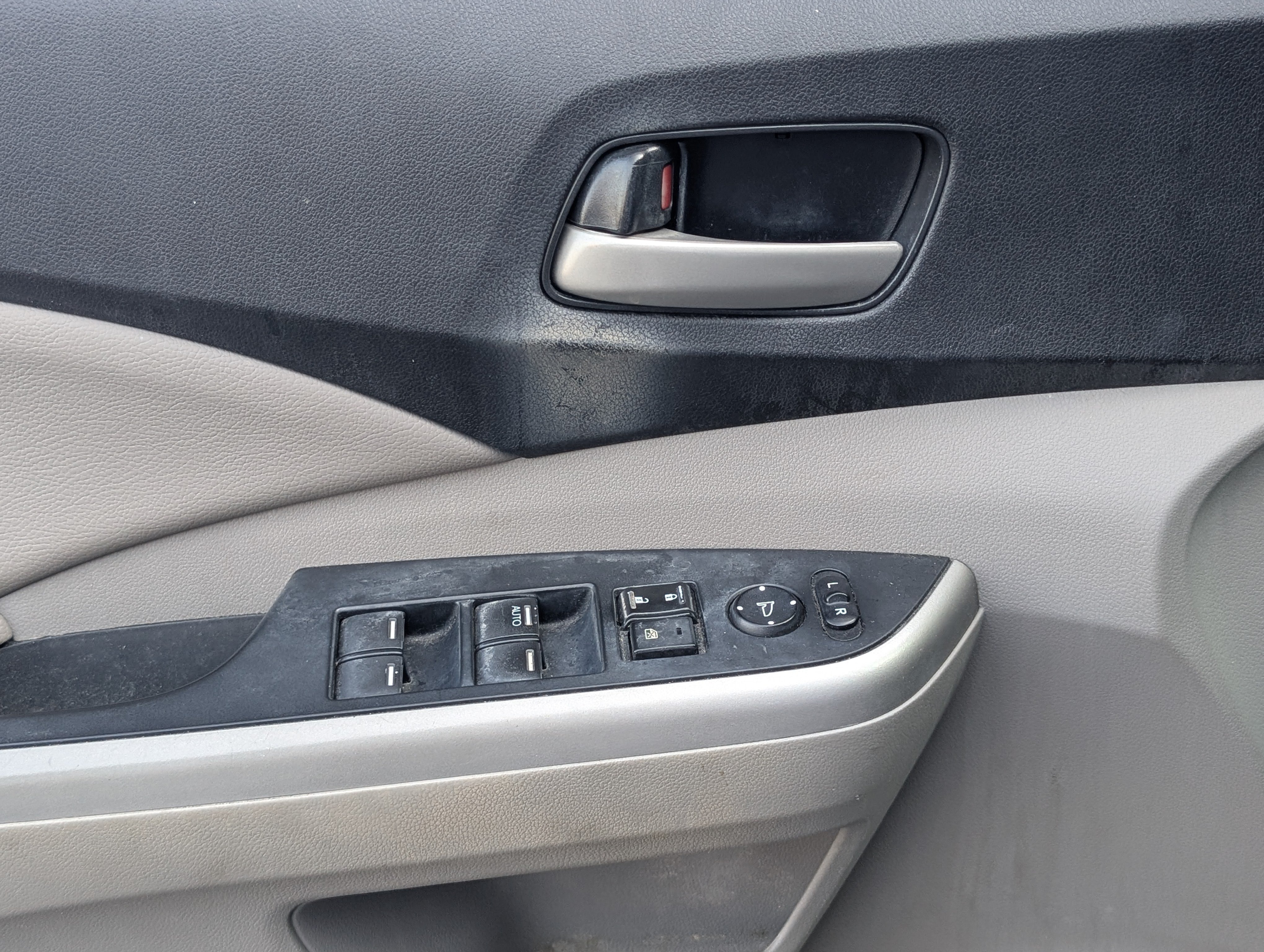 Used 2013 Honda CR-V EX-L image 17