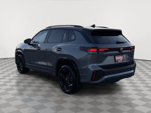 New 2026 Volkswagen Tiguan SE R-Line image 5