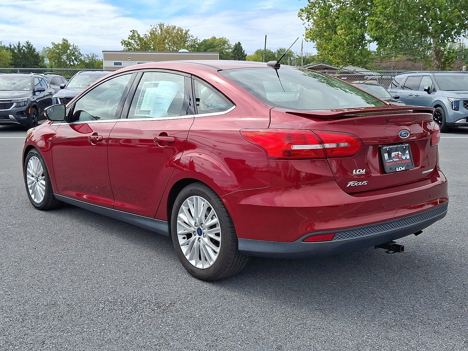Used 2016 Ford Focus Titanium FWD image 7
