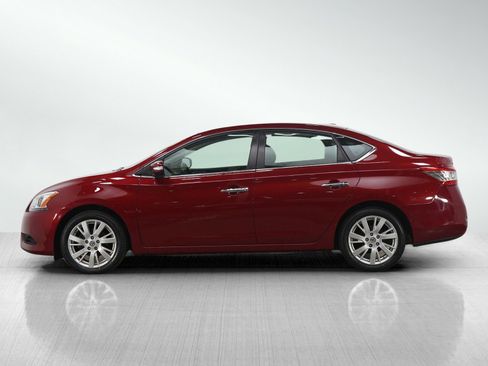 Used 2013 Nissan Sentra SL w/ Navigation Pkg image 2