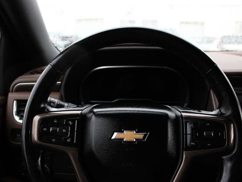 Used 2023 Chevrolet Tahoe High Country AWD/4WD image 15