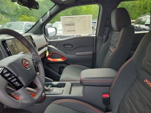New 2026 Nissan Frontier Pro-X w/ Tow Package RWD image 8