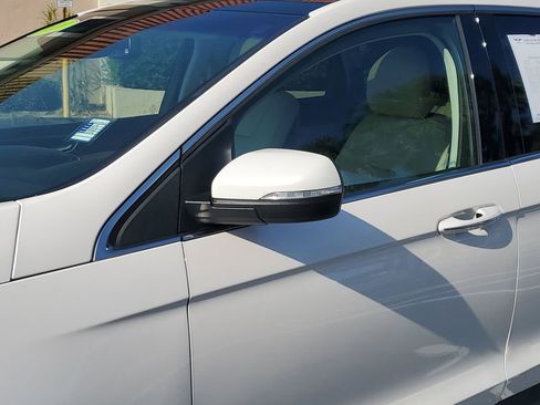 Used 2018 Ford Edge Titanium w/ Equipment Group 302A image 12