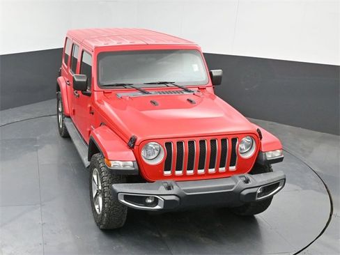 Used 2018 Jeep Wrangler Unlimited Sahara w/ Dual Top Group image 30