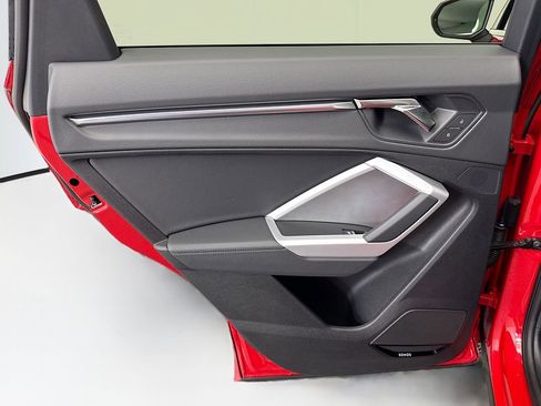 Used 2025 Audi Q3 2.0T Premium Plus w/ Premium Plus Package image 24