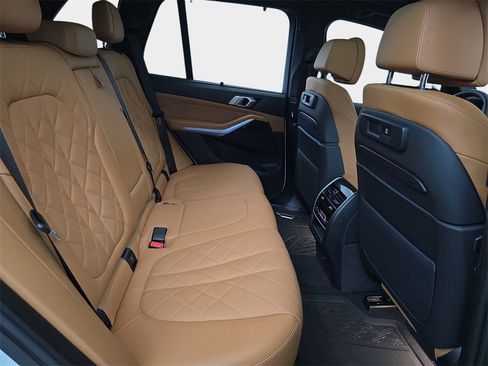 Used 2023 BMW X5 xDrive45e w/ Executive Package image 14