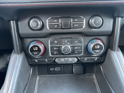 Used 2024 Chevrolet Tahoe RST w/ Luxury Package image 10