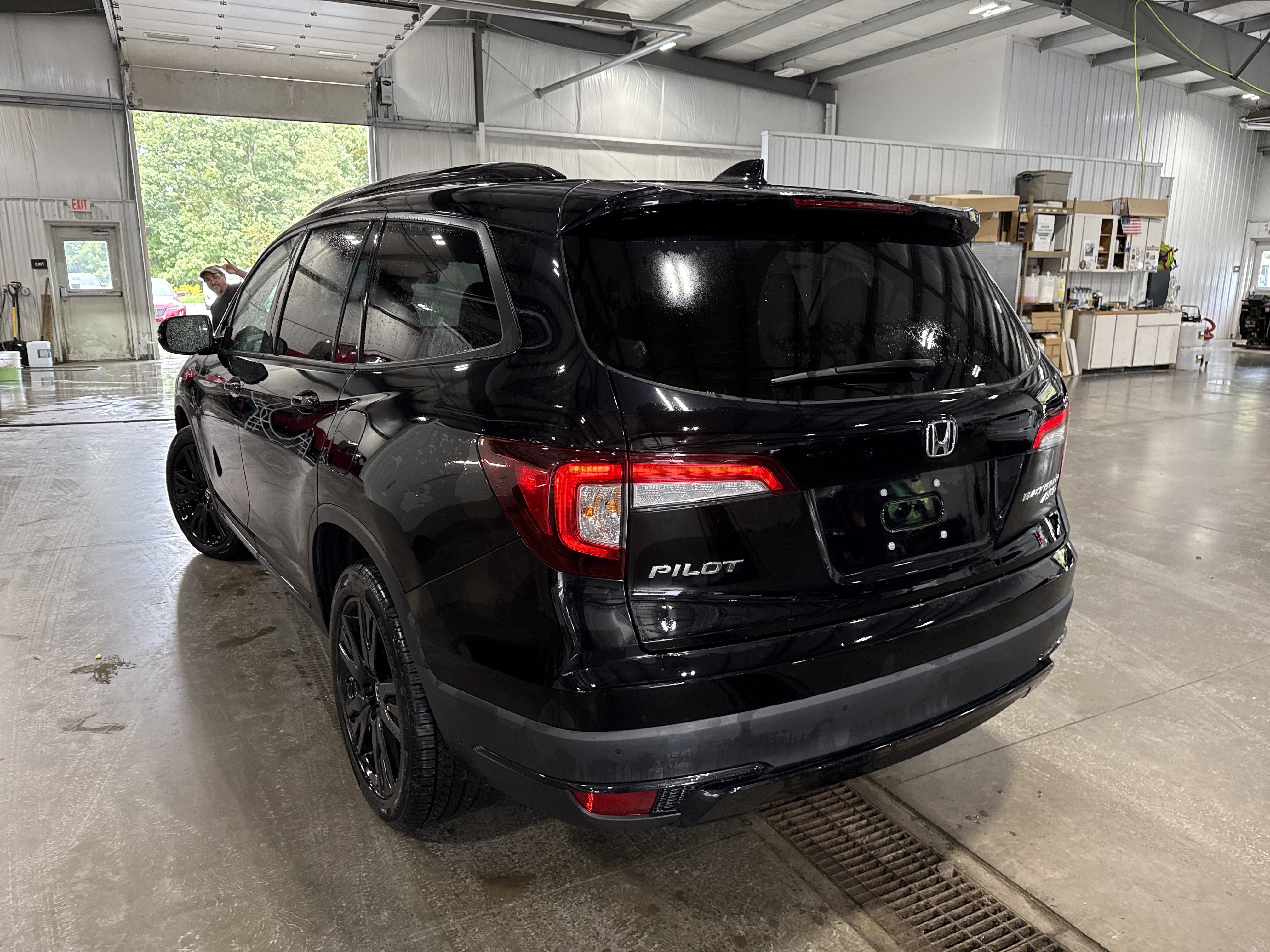 Used 2021 Honda Pilot Black Edition image 4