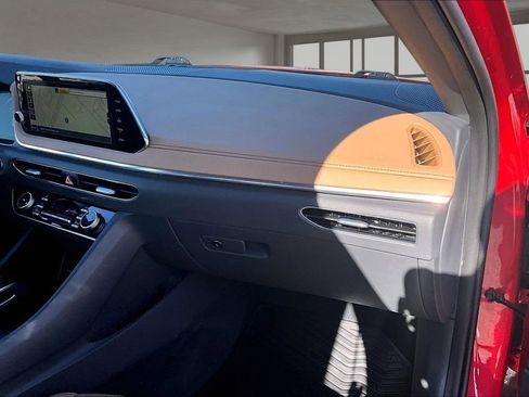 Used 2021 Hyundai Sonata Limited image 25