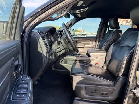 Used 2022 RAM 3500 Limited w/ Towing Technology Group image 18