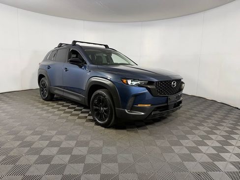 Used 2025 MAZDA CX-50 AWD 2.5 Hybrid w/ Premium Pkg image 4