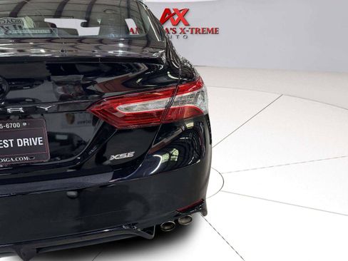 Used 2020 Toyota Camry XSE FWD image 14