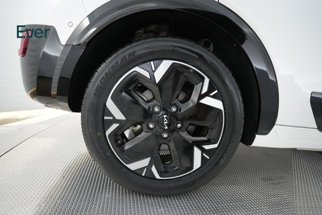 Used 2024 Kia Niro Wave FWD image 21