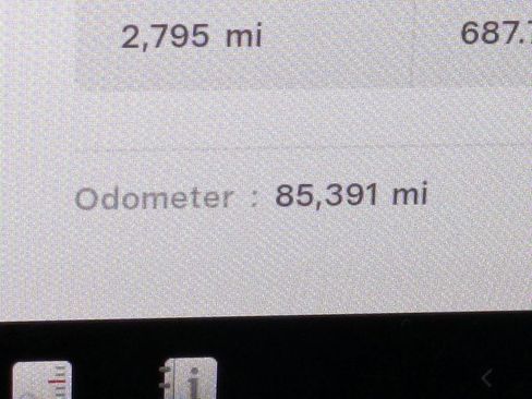 Used 2017 Tesla Model 3 Long Range image 15