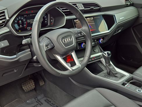 Used 2025 Audi Q3 2.0T Premium AWD/4WD image 17