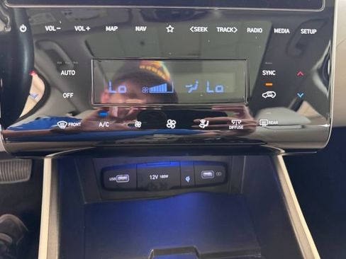 Used 2024 Hyundai Tucson Limited FWD image 21