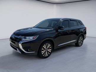 Used 2019 Mitsubishi Outlander SE FWD video 1
