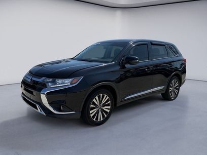 Used 2019 Mitsubishi Outlander SE