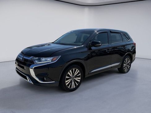 Used 2019 Mitsubishi Outlander SE FWD image 1