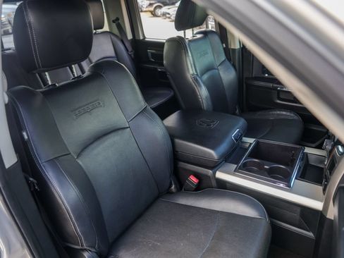 Used 2015 RAM 1500 Laramie w/ Convenience Group AWD/4WD image 33