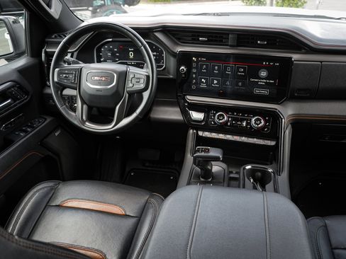 Used 2023 GMC Sierra 1500 AT4 w/ Technology Package AWD/4WD image 28