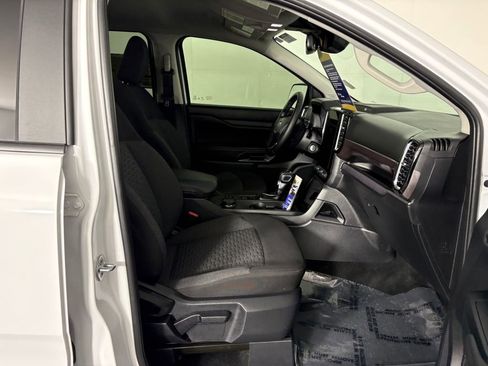 Used 2025 Ford Ranger XLT w/ Black Appearance Package image 33