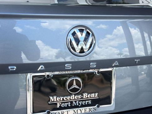 Used 2020 Volkswagen Passat 2.0T SE w/ Sunroof Package FWD image 31