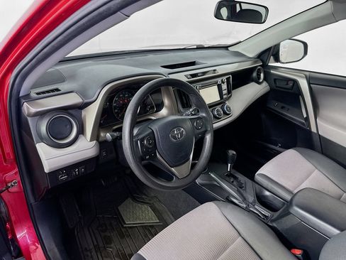 Used 2015 Toyota RAV4 LE AWD/4WD image 9