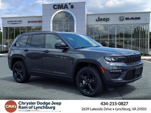 New 2025 Jeep Grand Cherokee Limited w/ Black Appearance Package image 1