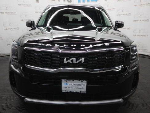 Used 2022 Kia Telluride LX image 12